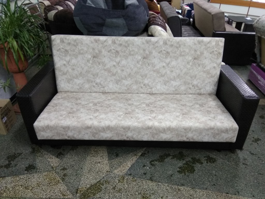 Большой ассортимент диванов