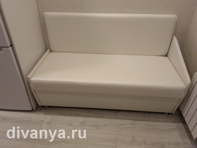 Кухонный диванчик 1м50см. Цена от 13000 ₽