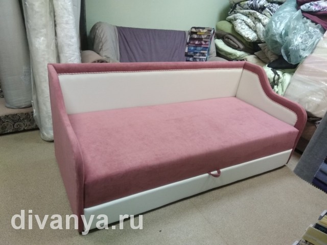 Диван-тахта с подъемным механизмом. Цена от 22000 ₽